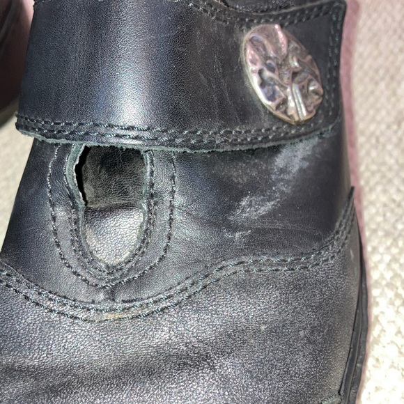 Rieker women’s size 39 Black Leather Mules with Silver Accent - Picture 15 of 16